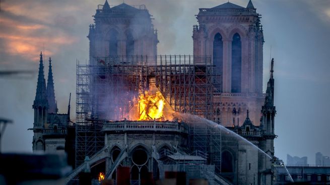 go to Notre-Dame: Die Welt zeigt sich spendenfreudig